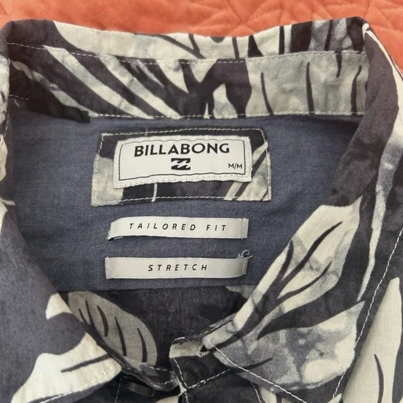 Billabong mens Hawaiian shirt - Picture 3 of 6
